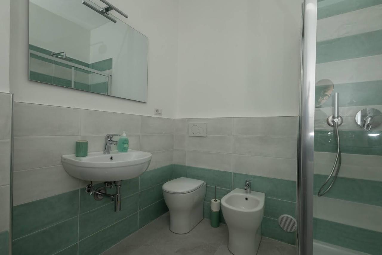 Casa Daniela - Terrazza Vista Mare Super Centrale Рапало Екстериор снимка